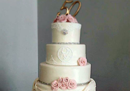 gala-bakery-anniversary-tiered-cake
