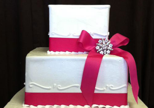 gala-bakery-quinceanera-ribbon-cake
